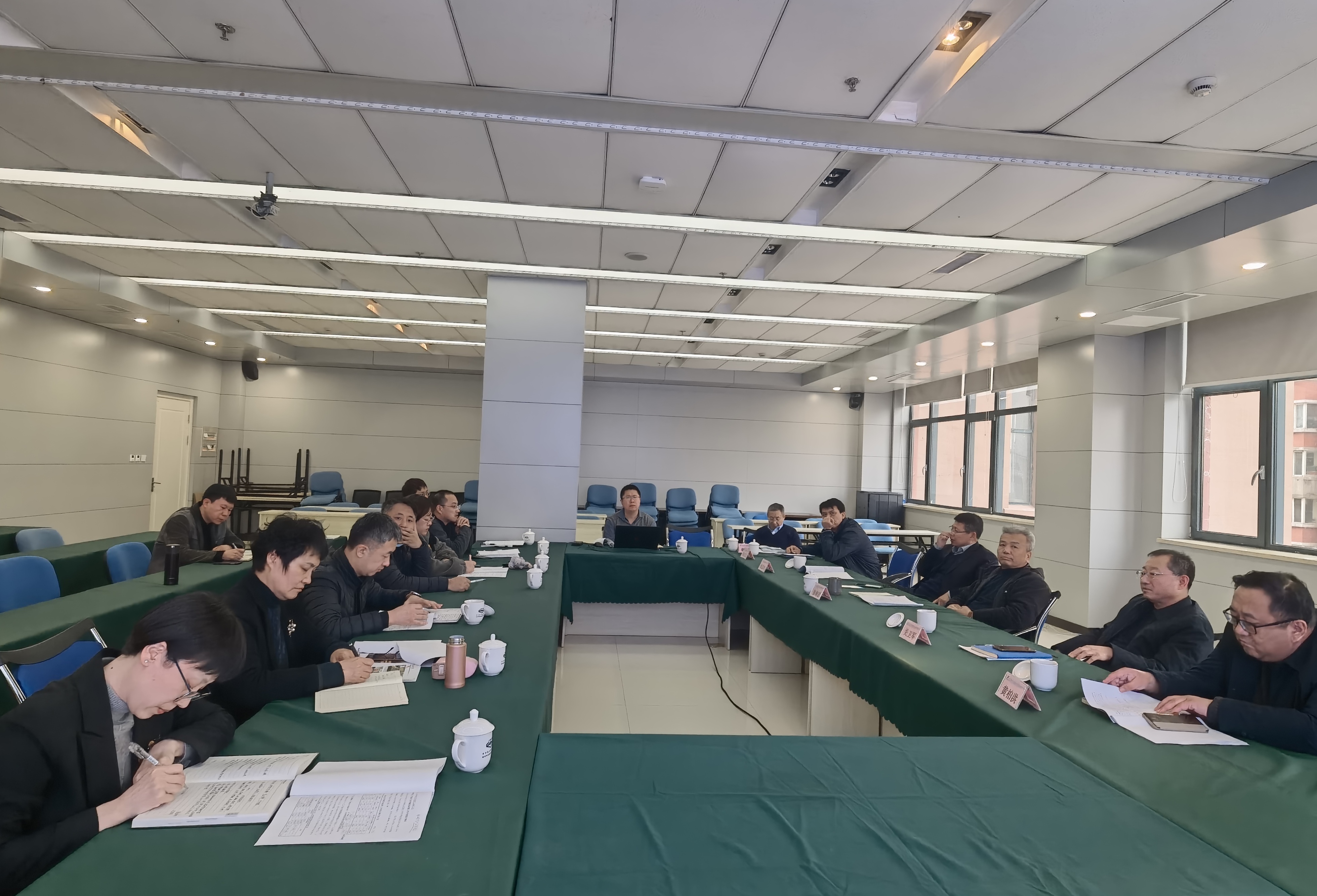 设计院公司召开领导班子会议1.jpeg